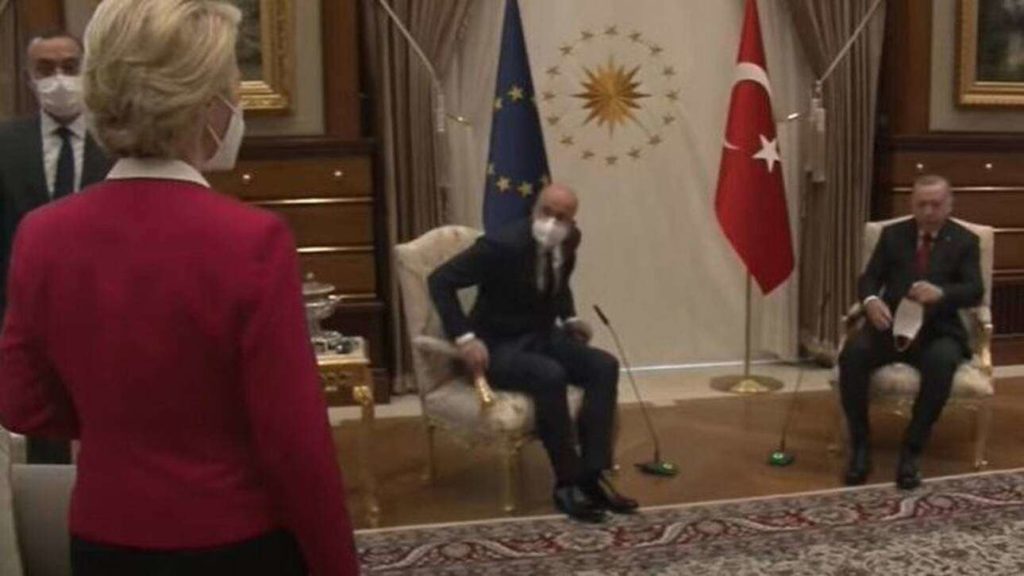Κλεμέν Μπον: «Η Τουρκία έστησε παγίδα στην Φον ντερ Λάιεν»