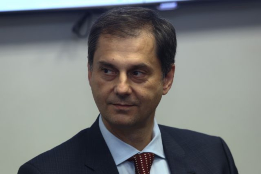 Δύσκολες ώρες για τον Χάρη Θεοχάρη - Πέθανε ο πατέρας του