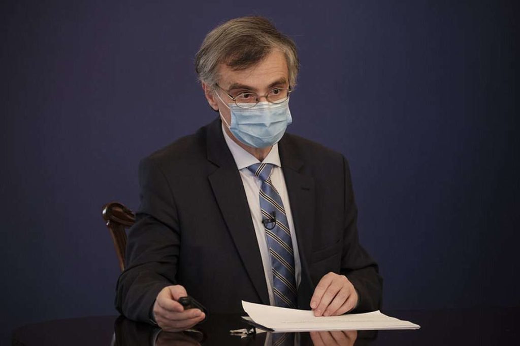 Τσιόδρας: O ιος προτιμά πλέον τις ηλικίες 20-50 ετων.