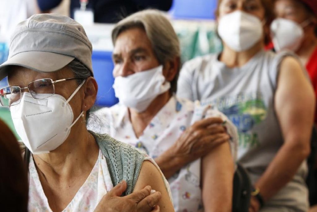 Ισπανία: Το 25% έχει λάβει τουλάχιστον μία δόση εμβολίου