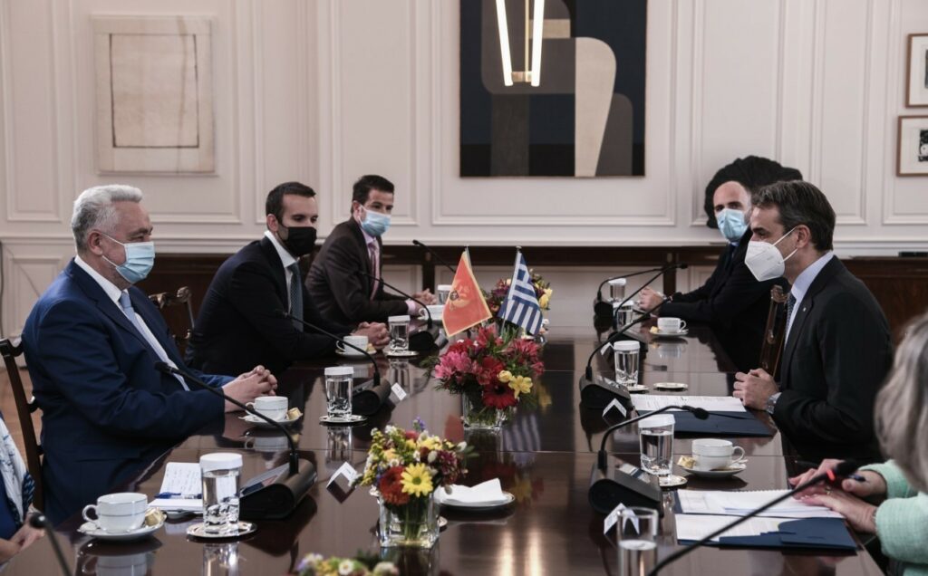 Οικονομία και Τουρισμό στο επίκεντρο της συνάντησης Μητσοτάκη-Κριβοκάπιτς