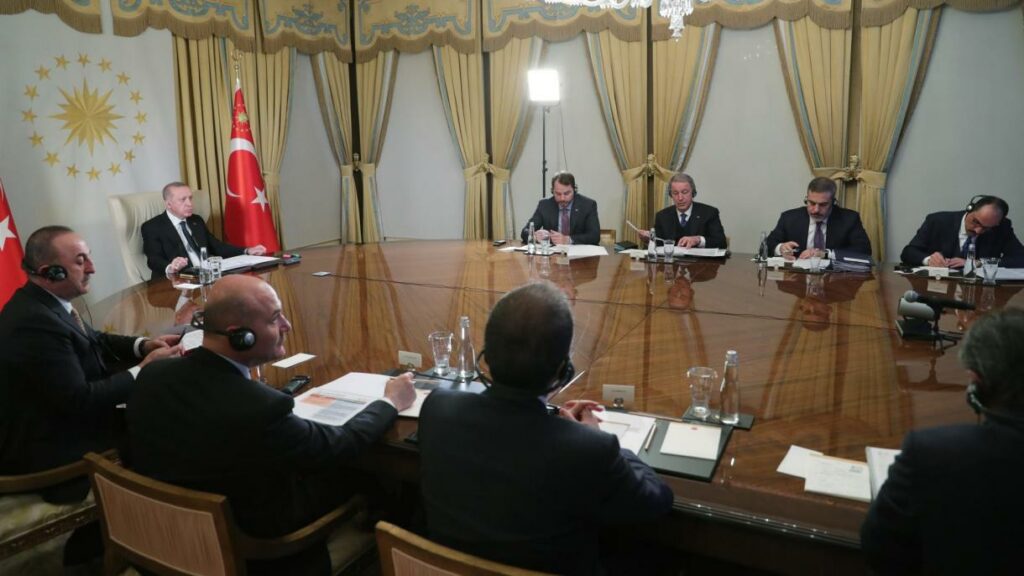 Ερντογάν: Δημοσκοπική πτώση και παράπονο στη Μέρκελ