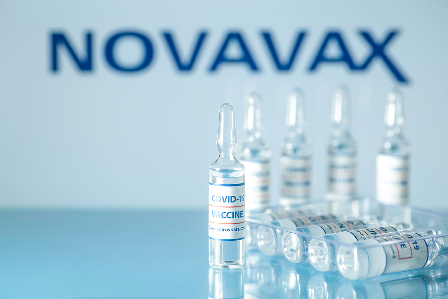 Η Novavax ξεκίνησε κλινικές δοκιμές εμβολίων σε εφήβους