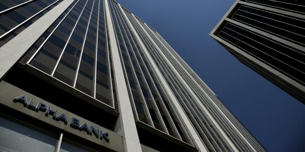 Alpha bank: Μπαίνουν Άραβες και «χοντρά πορτοφόλια« που δεν μπήκαν στην Τρ. Πειραιώς!