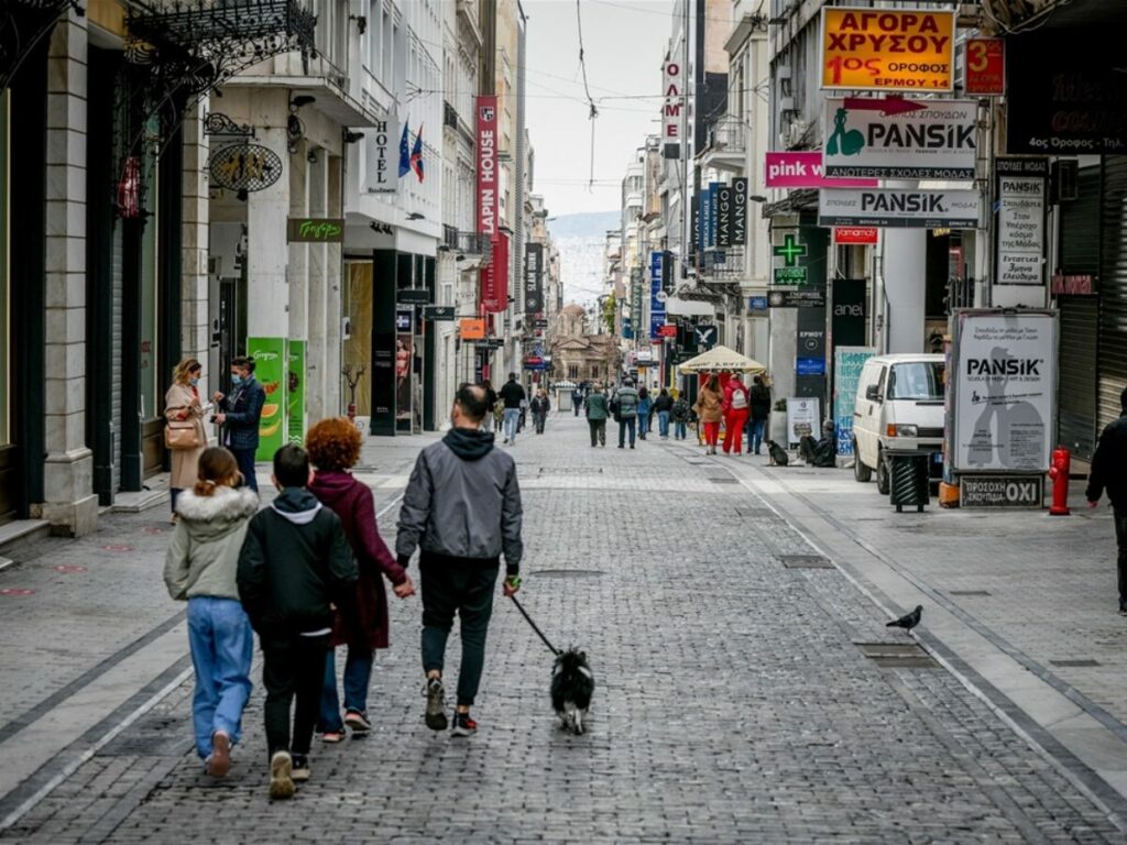 Aπαγόρευση κυκλοφορίας: Εξετάζεται η επέκταση αλλά και η πλήρης απελευθέρωση