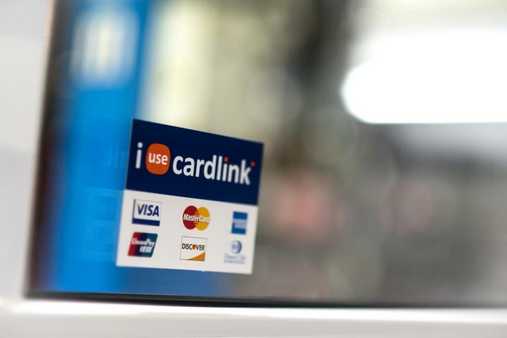 Στη γαλλική Worldline περνάει η Cardlink