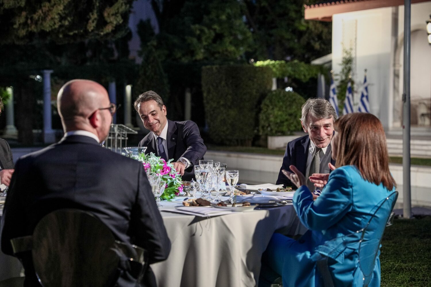 Προεδρικό Μέγαρο: Τα πιάτα στο χθεσινό δείπνο γέμισαν Ελλάδα
