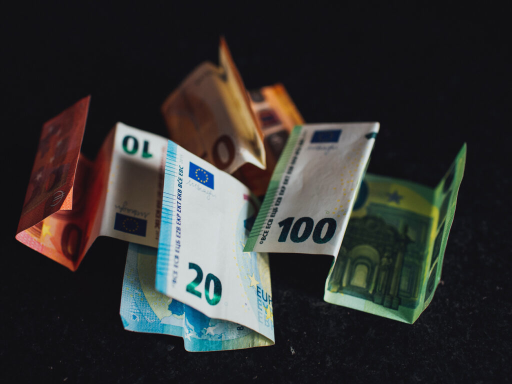 euro (9)