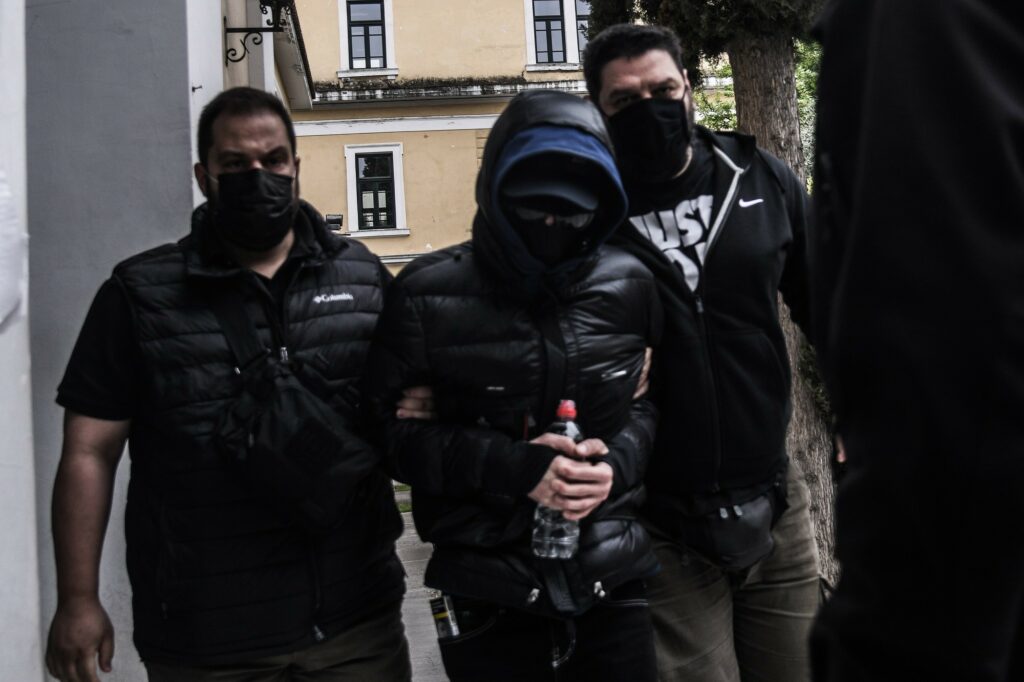 Τι απαντά η ΓΓΑΠ για την προνομιακή μεταχείριση του Μένιου Φουρθιώτη