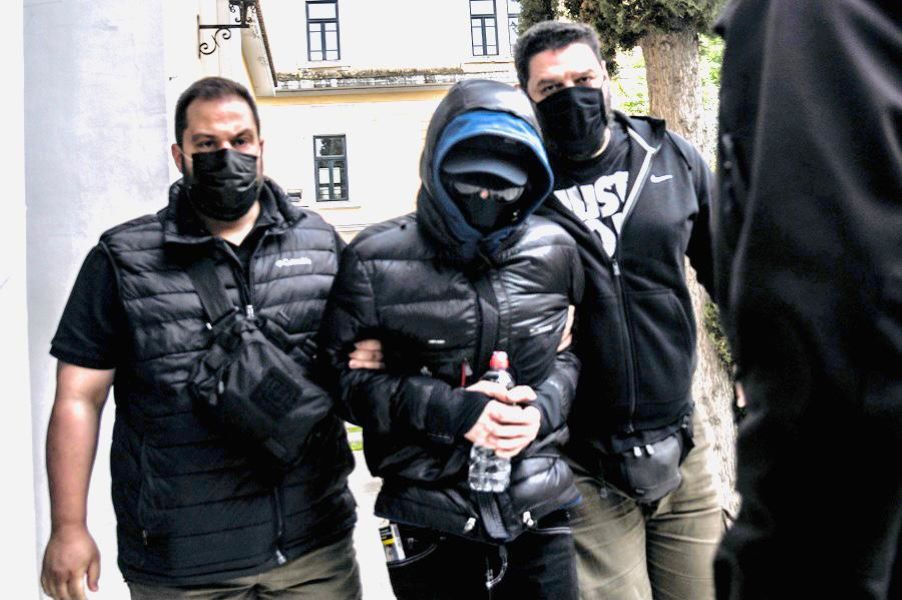 Μένιος Φουρθιώτης: «Έμεινα 40 κιλά στην φυλακή»
