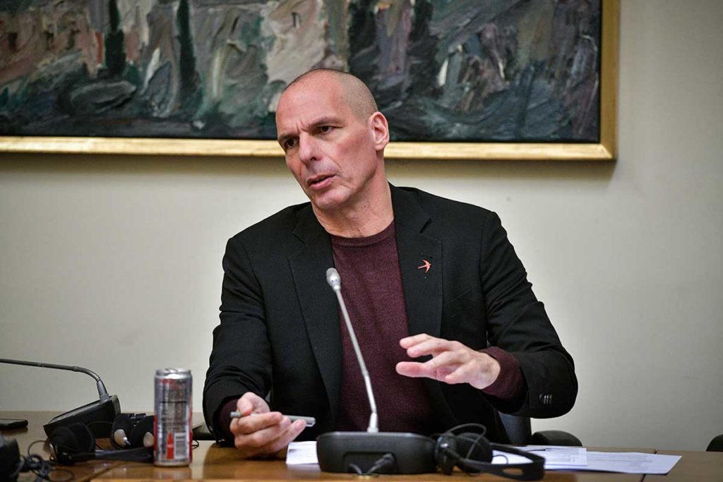 Ο Γιάνης υψώνει διαχωριστικά τείχη με τον ΣΥΡΙΖΑ