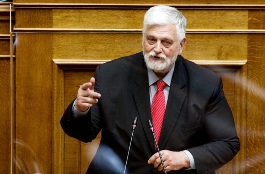 Γ. Λοβέρδος: Το παιδί έχει δικαίωμα και στους δύο γονείς, ακόμα κι αν ο πατέρας κακοποιεί τη μητέρα