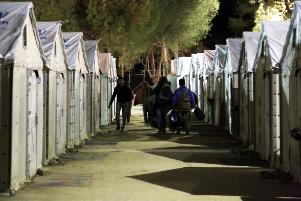 Στα «κάγκελα» Χίος και Μυτιλήνη για την κατασκευή νέων δομών