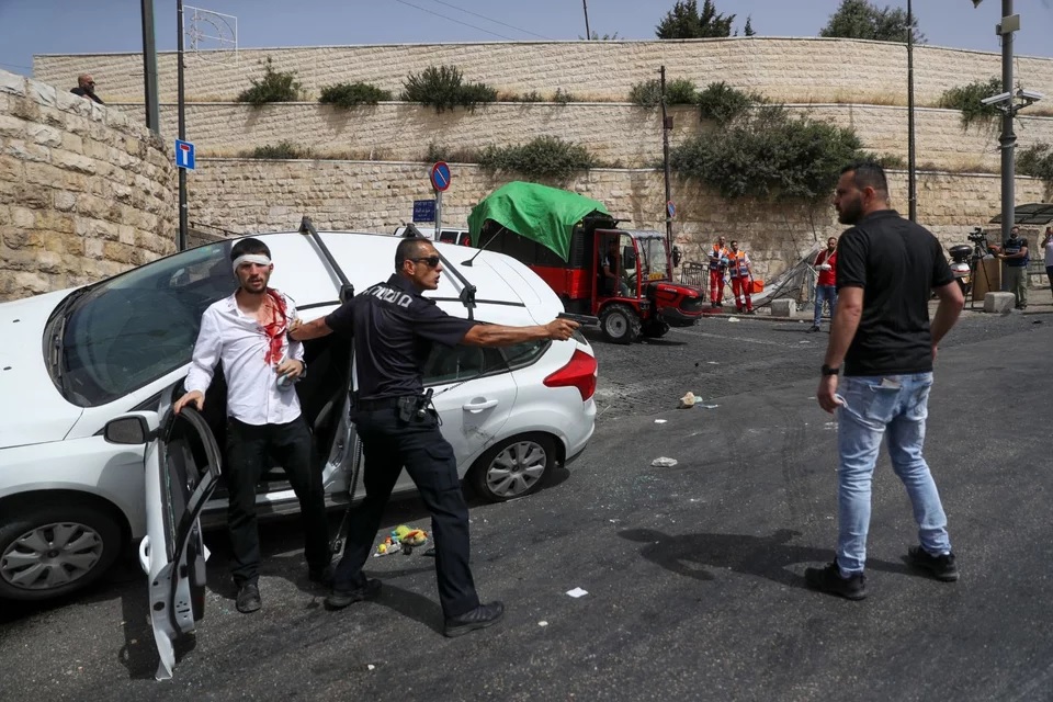 Συγκρούσεις Παλαιστινίων - Ισραηλινών έξω από το τέμενος στην Ιερουσαλήμ (vid - φωτο)
