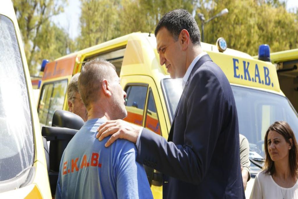 Β. Κικίλιας: 1000 ευρώ για 4000 εργαζόμενους στο ΕΚΑΒ