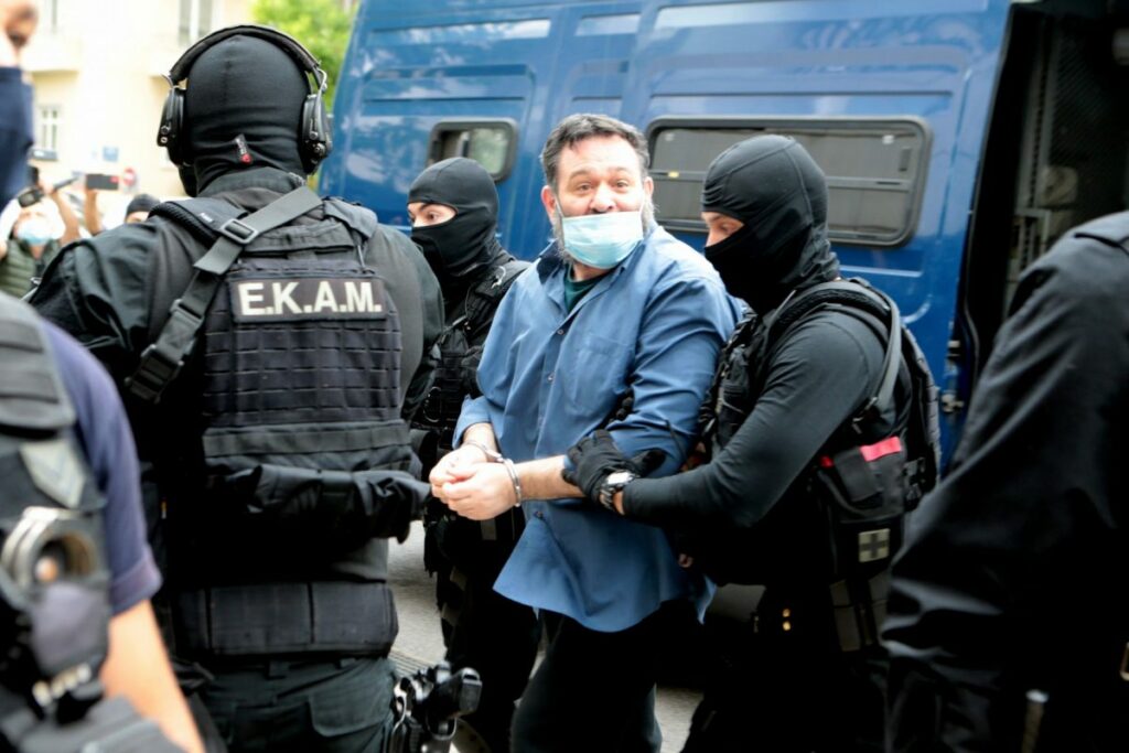 Στην απομόνωση το πρώτο βράδυ ο Γιάννης Λαγός