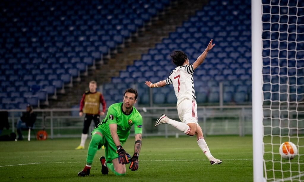 Ρόμα-Μάντσεστερ Γ. 3-2: Ο Καβάνι της έδειξε το δρόμο για το Γκντάνσκ