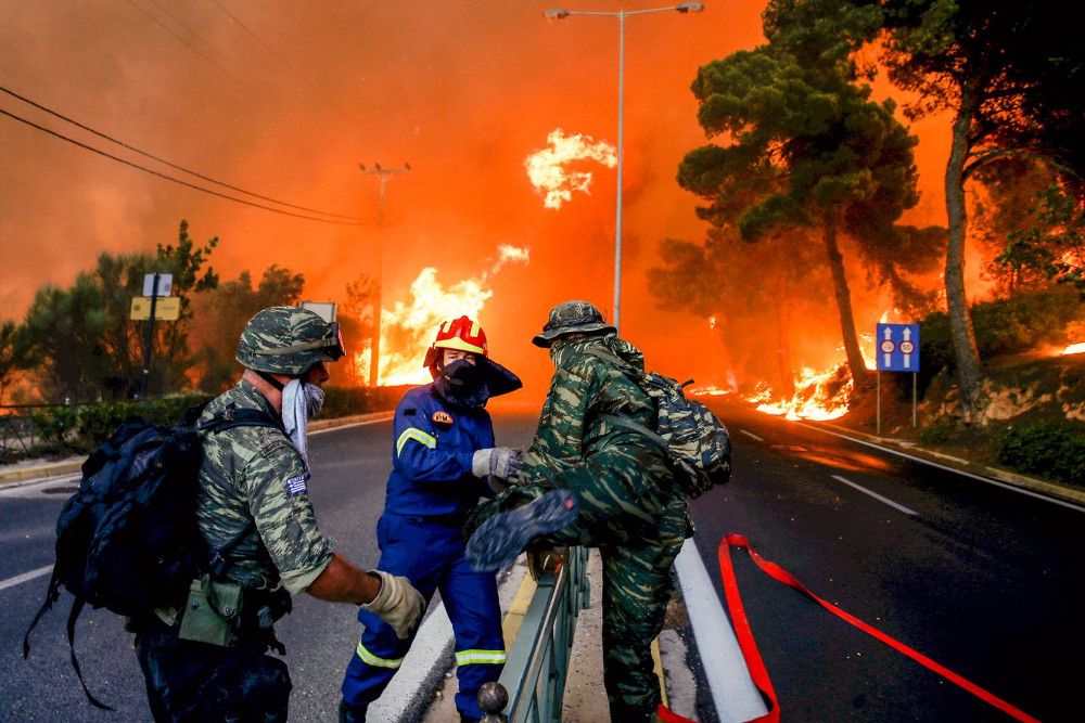 Εγκληματική αμέλεια: «Καταπέλτης» το πόρισμα του ανακριτή για το Μάτι