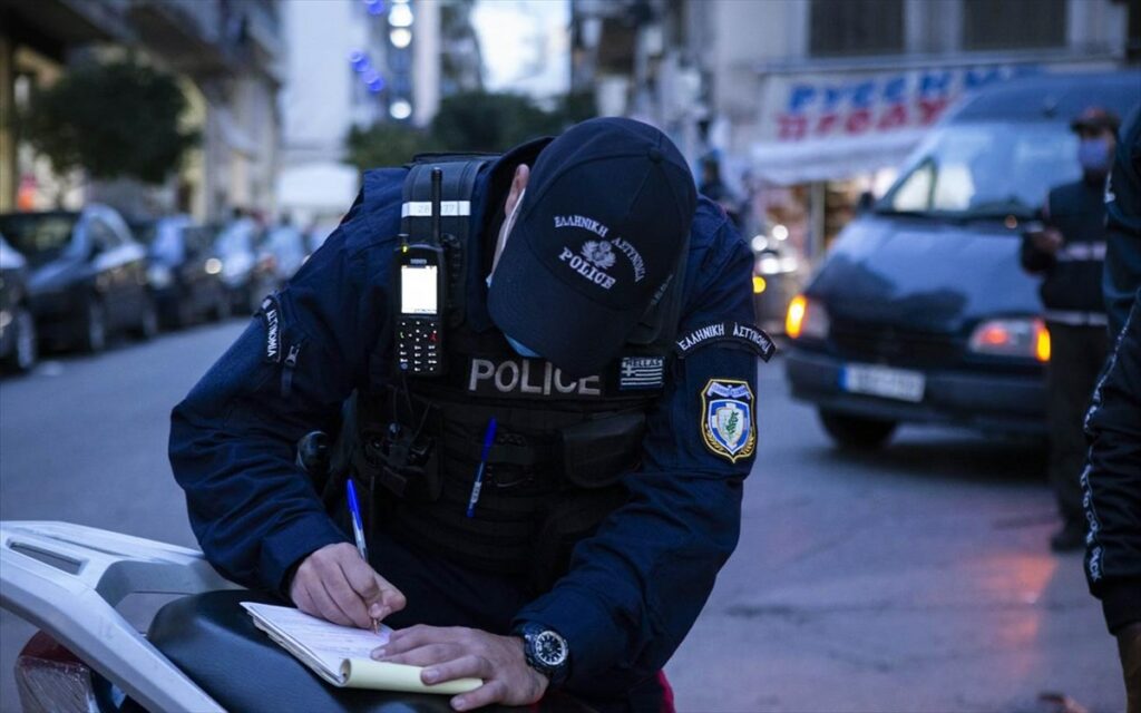 Κορωνοϊός: 292 νέες παραβάσεις και 6 συλλήψεις σε 64.325 ελέγχους