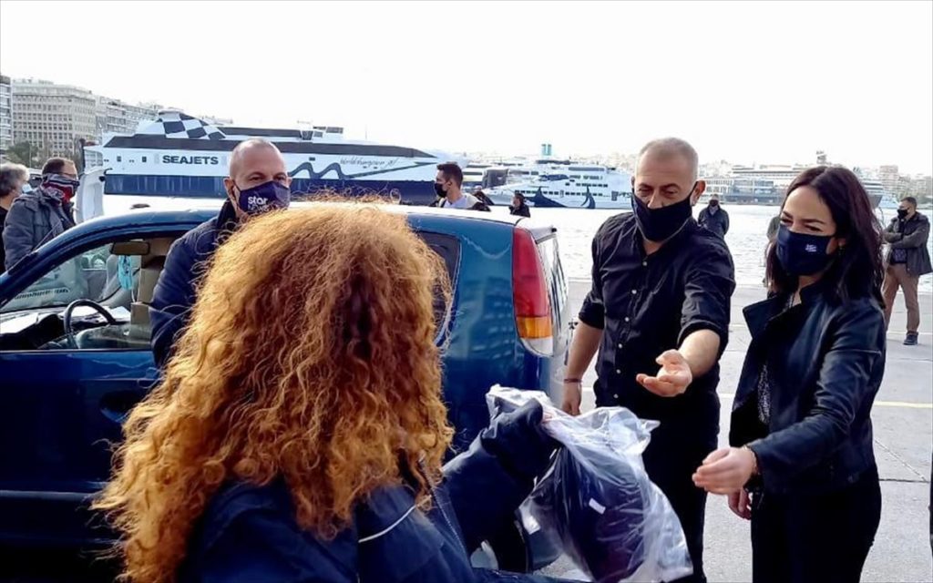 Η Δόμνα Μιχαηλίδου στηρίζει τη δράση του Δημάρχου Πειραιά