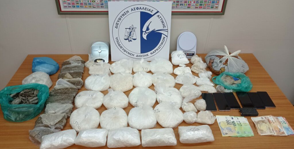 Εξαρθρώθηκε σπείρα αλλοδαπών που διακινούσε μεγάλες ποσότητες ναρκωτικών
