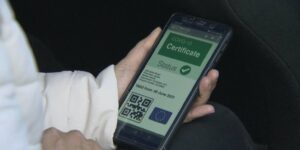 Ψηφιακό πιστοποιητικό Covid: Πως εκδίδεται- Ποιους αφορά- Πώς θα το χρησιμοποιούμε