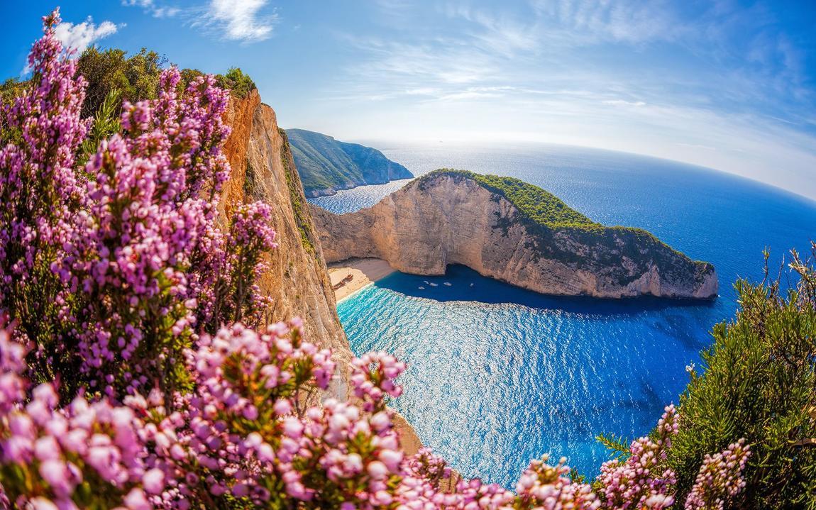 Βρετανία: Σε αναμονή για την «πράσινη» ταξιδιωτική λίστα η Ελλάδα