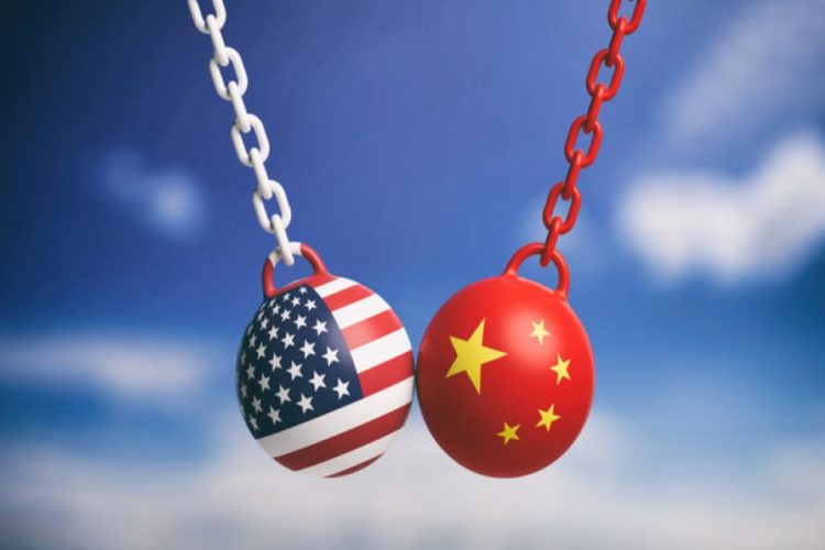 Ο Χένρι Κίσινγκερ κρούει τον κώδωνα του κινδύνου για τις διαμάχες ΗΠΑ-Κίνας