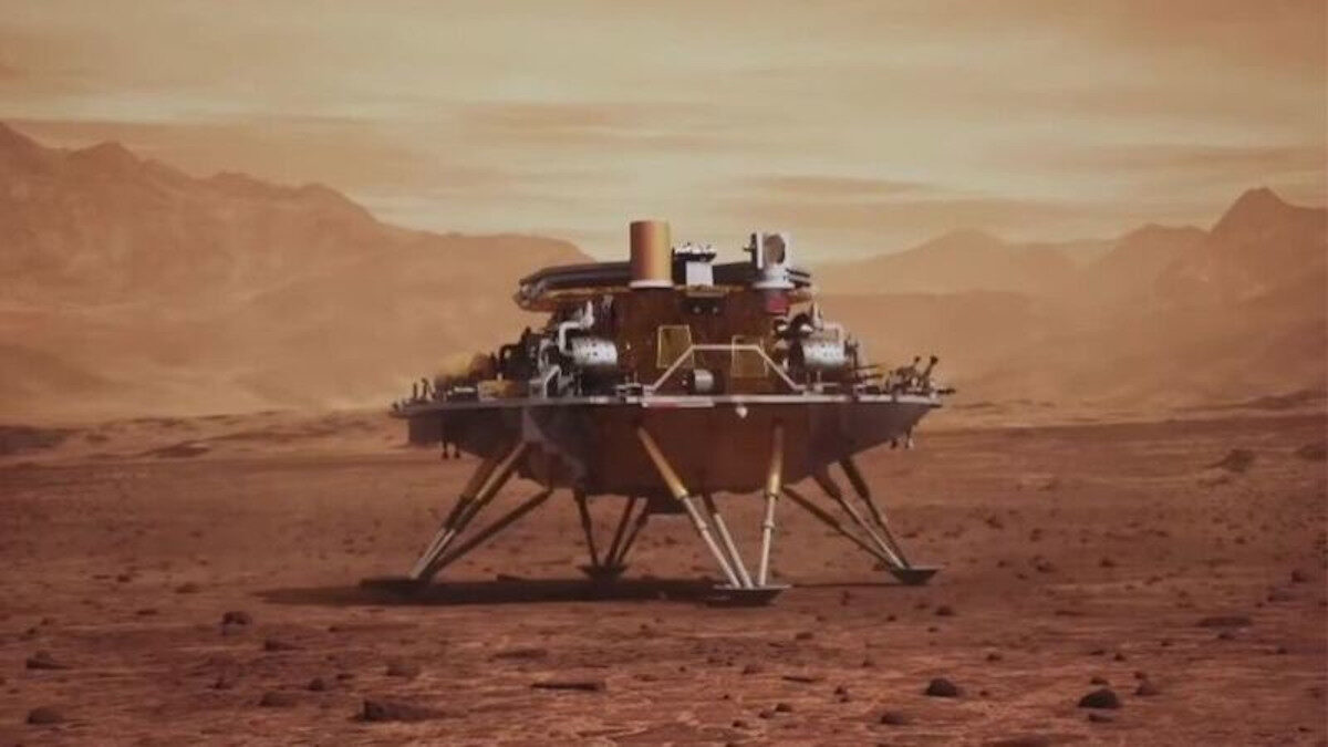 Το κινέζικο ρόβερ κινήθηκε για πρώτη φορά πάνω στην επιφάνεια του Άρη