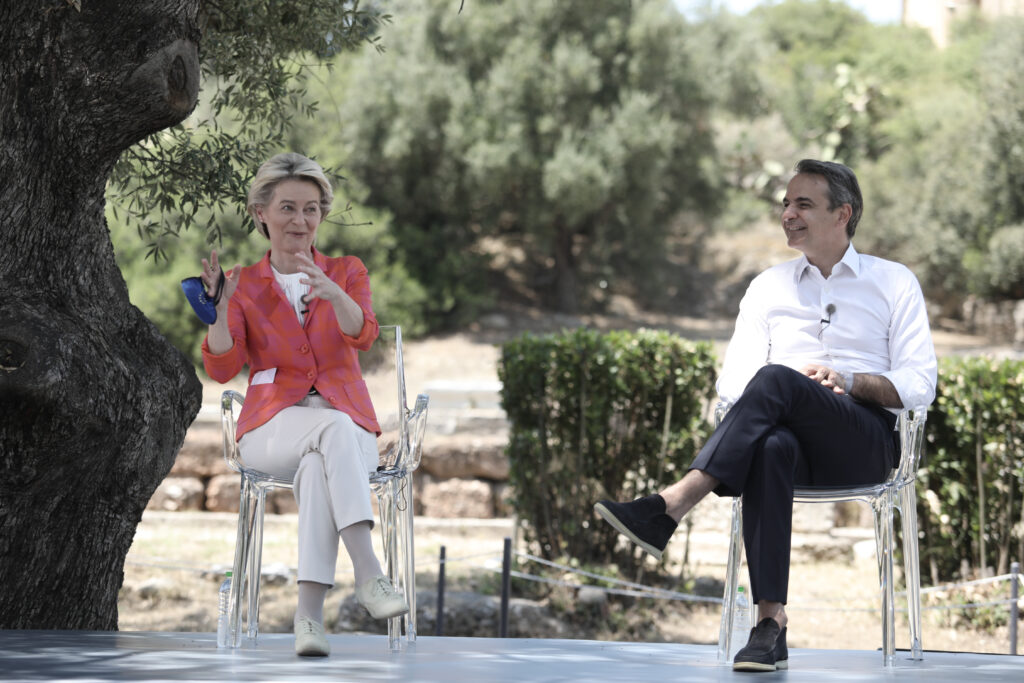 [343965] ΠΑΡΟΥΣΙΑΣΗ ΤΟΥ ΕΘΝΙΚΟΥ ΣΧΕΔΙΟΥ ΑΝΑΚΑΜΨΗΣ ΚΑΙ ΑΝΘΕΚΤΙΚΟΤΗΤΑΣ “ΕΛΛΑΔΑ 2.0” ΑΠΟ ΤΟΝ ΠΡΩΘΥΠΟΥΡΓΟ ΚΥΡ. ΜΗΤΣΟΤΑΚΗ ΚΑΙ ΤΗΝ ΠΡΟΕΔΡΟ ΤΗΣ ΕΥΡΩΠΑΪΚΗΣ ΕΠΙΤΡΟΠΗΣ ΟΥΡΣΟΥΛΑ ΦΟΝ ΝΤΕΡ ΛΑΪΕΝ (EUROKINISSI/POOL INTIMENEWS/ΓΙΑΝΝΗΣ ΛΙΑΚΟΣ)