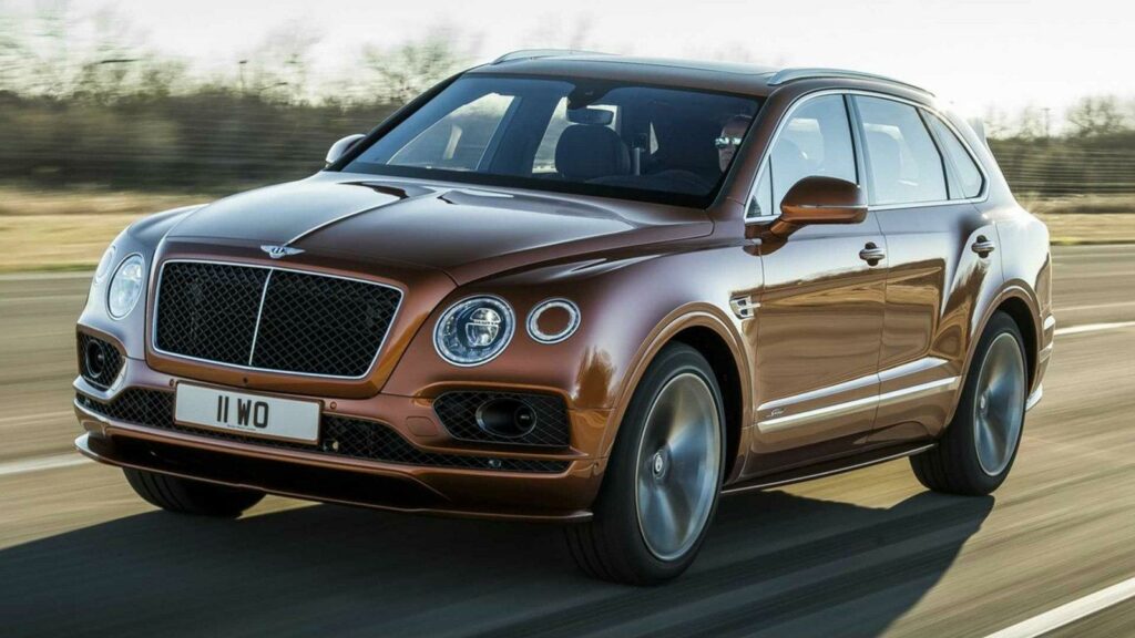 Bentley Bentayga S, του σαλονιού αλλά και του λιμανιού