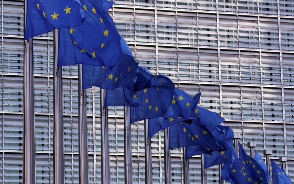 Η ΕΕ είναι έτοιμη να βοηθήσει στην ανοικοδόμηση της Συρίας, δηλώνει η Φον ντερ Λάιεν - Ευρωπαϊκή Ένωση