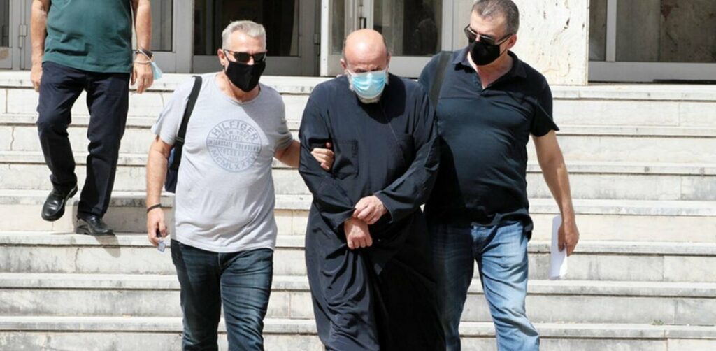 Καταθέσεις σοκ για την δράση του “παπά-βιαστή”