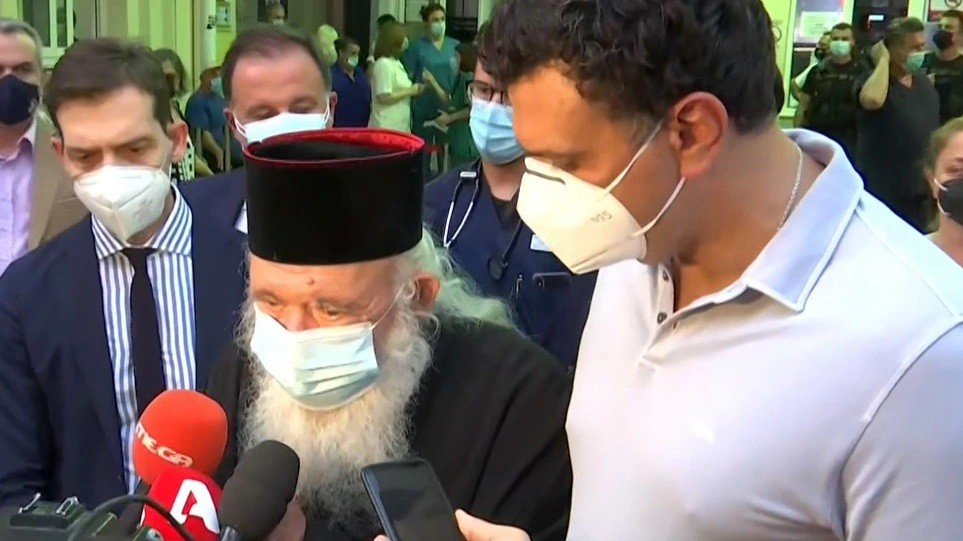 Επίθεση με βιτριόλι - Αρχιεπίσκοπος Ιερώνυμος: Δύσκολη υπόθεση αποφύγαμε τα χειρότερα