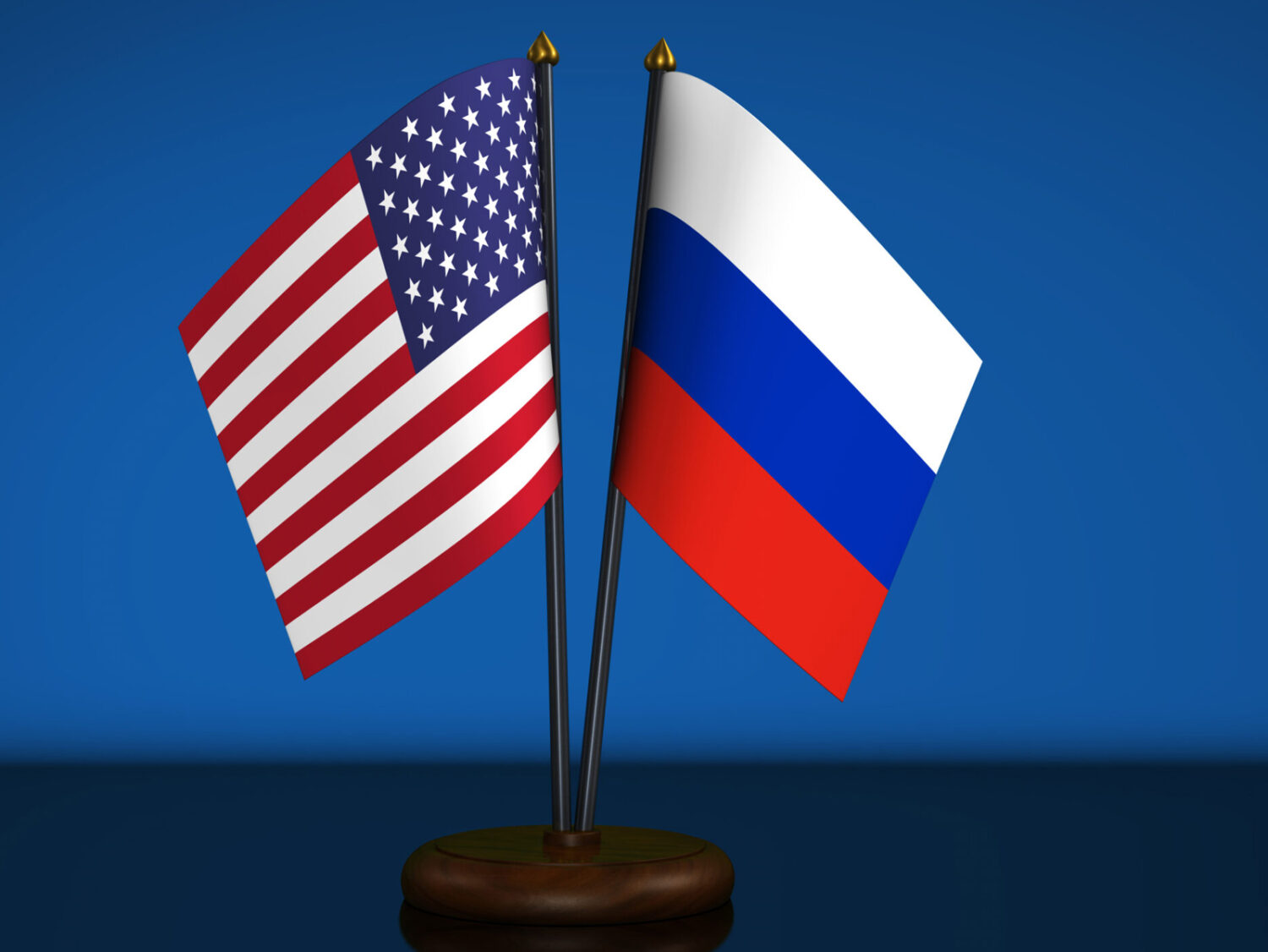 Αμερικανοί γερουσιαστές αξιώνουν να απελαθούν έως και 300 Ρώσοι διπλωμάτες