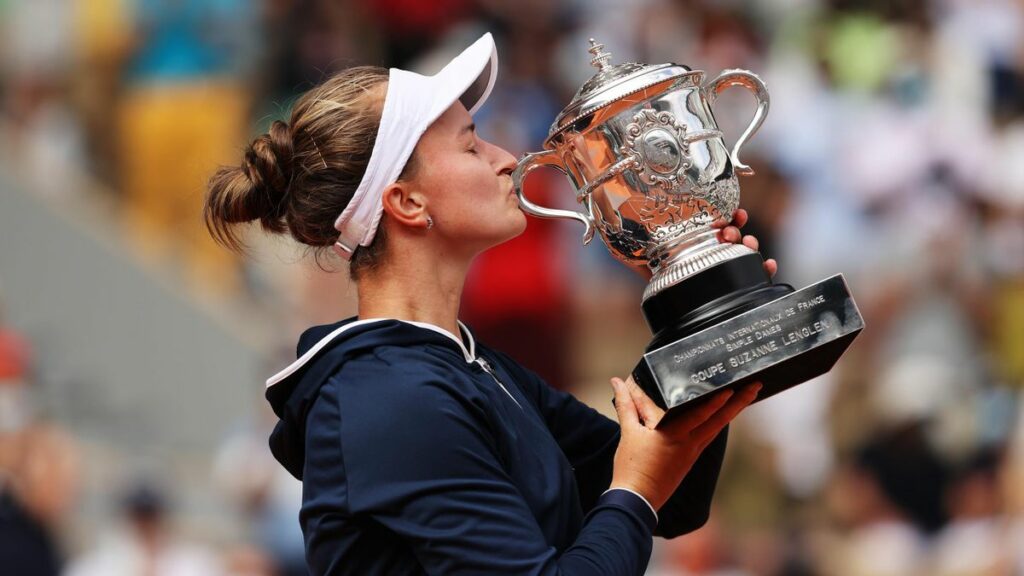 Roland Garros: Το σήκωσε η Μπάρμπορα Κρεϊτσίκοβα