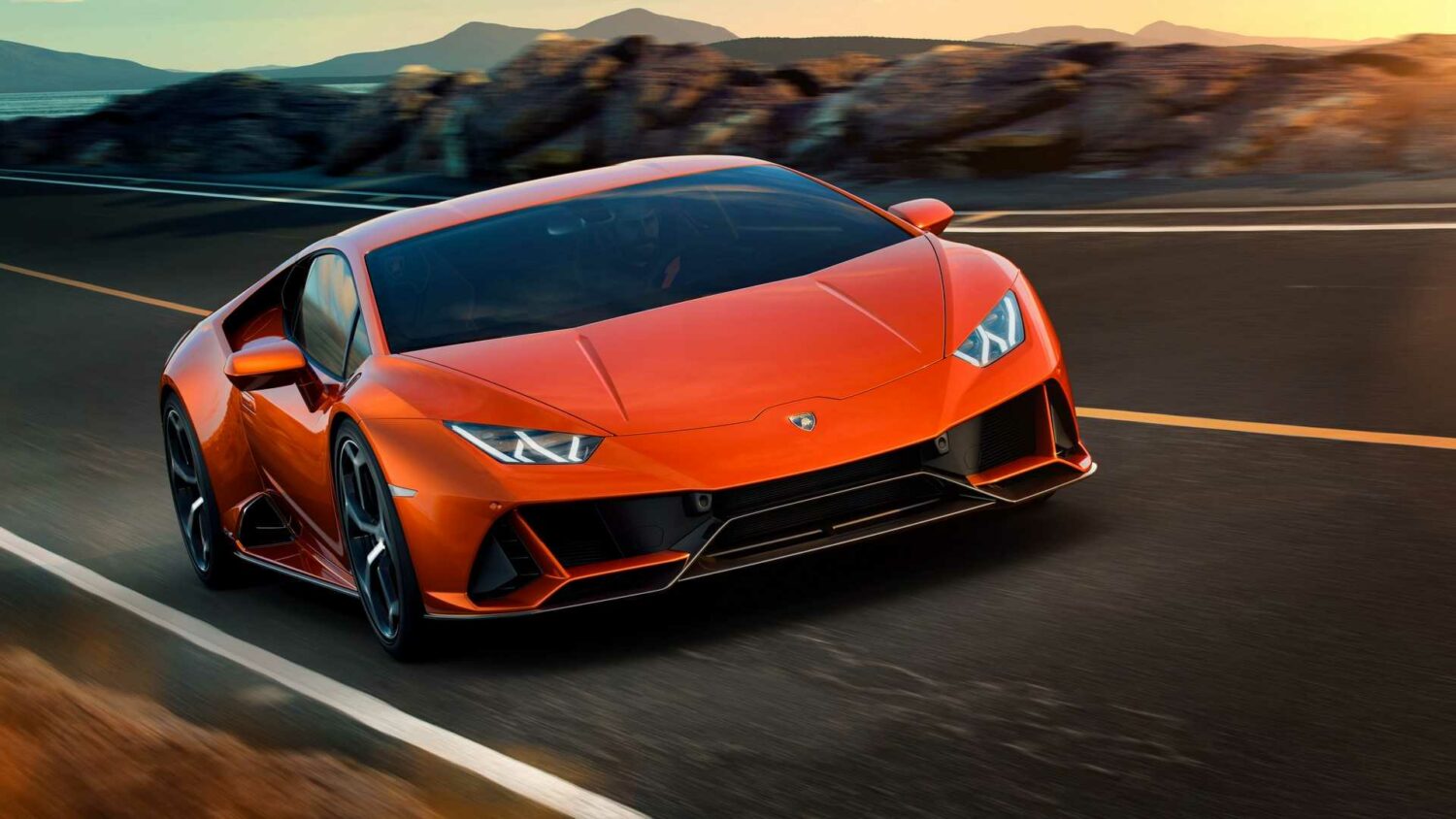Η Lamborghini ξεπούλησε και για το 2021