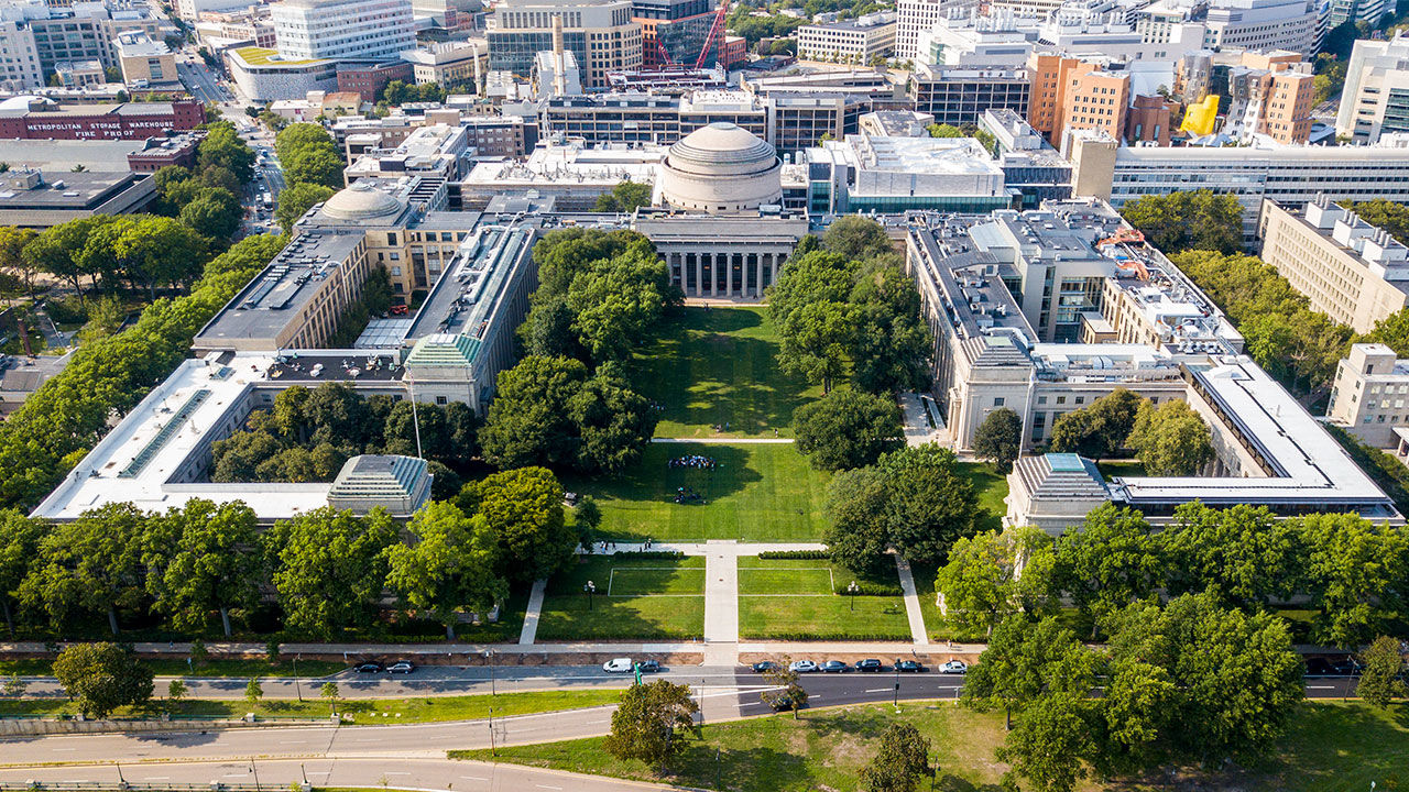 MIT: Καλύτερο πανεπιστήμιο στον κόσμο για 10 συνεχόμενα χρόνια!
