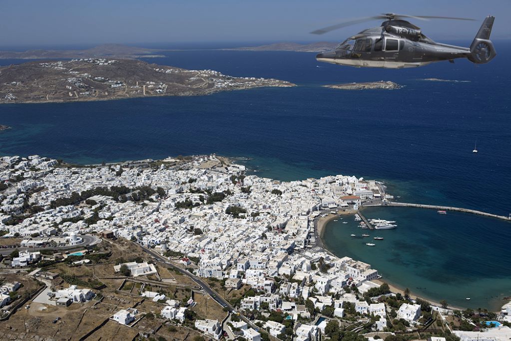 Μύκονος: Περιορισμοί από σήμερα στις πτήσεις ελικοπτέρων