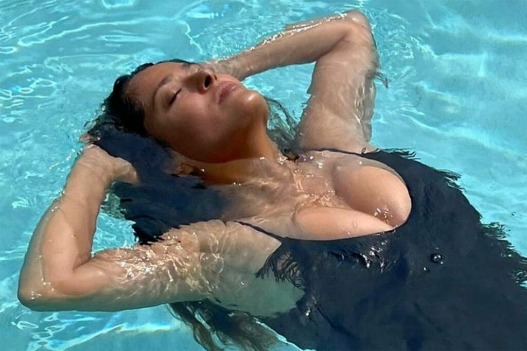 salma-hayek-pool-fringe-swimsuit