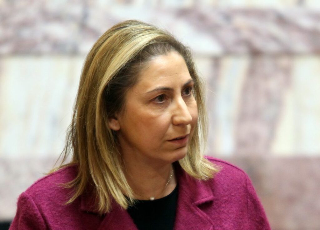 Ξενογιαννακοπούλου: Η επίθεση της κυβέρνησης στην κοινωνική πλειοψηφία συνεχίζεται