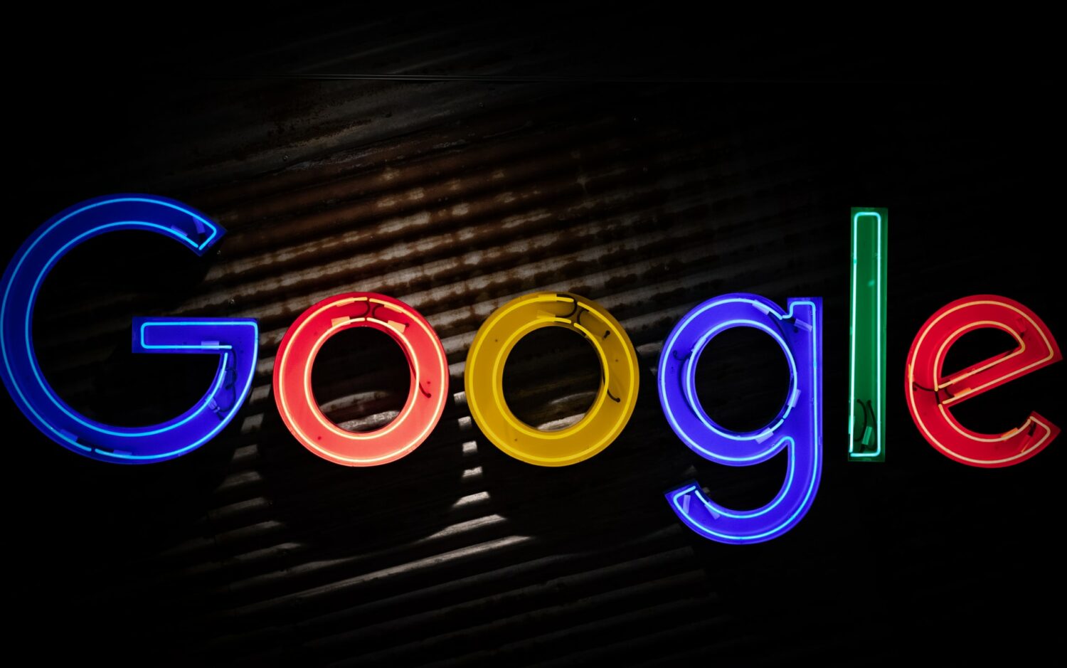 Πενταετής συμφωνία της Google με το Γαλλικό Πρακτορείο για τη χρήση του περιεχομένου του online