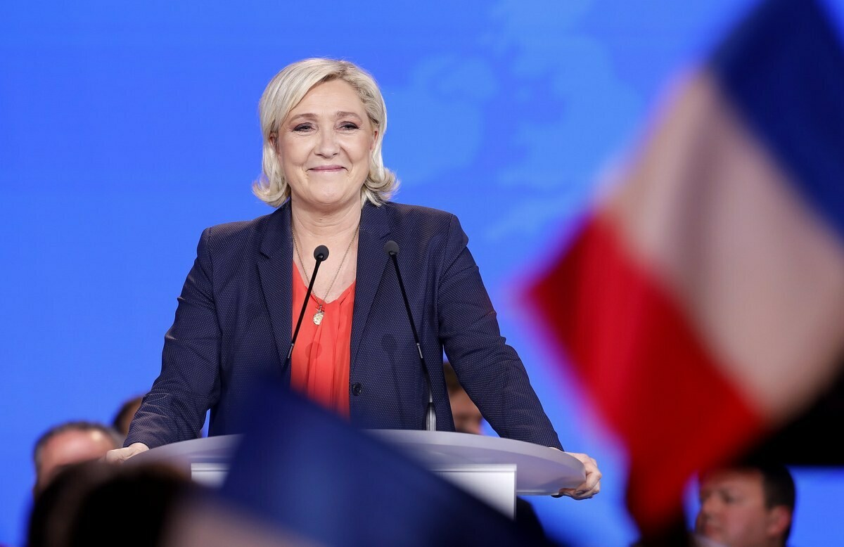 Γαλλία: Η Μαρίν Λεπέν επανεξελέγη, στην ηγεσία του RN