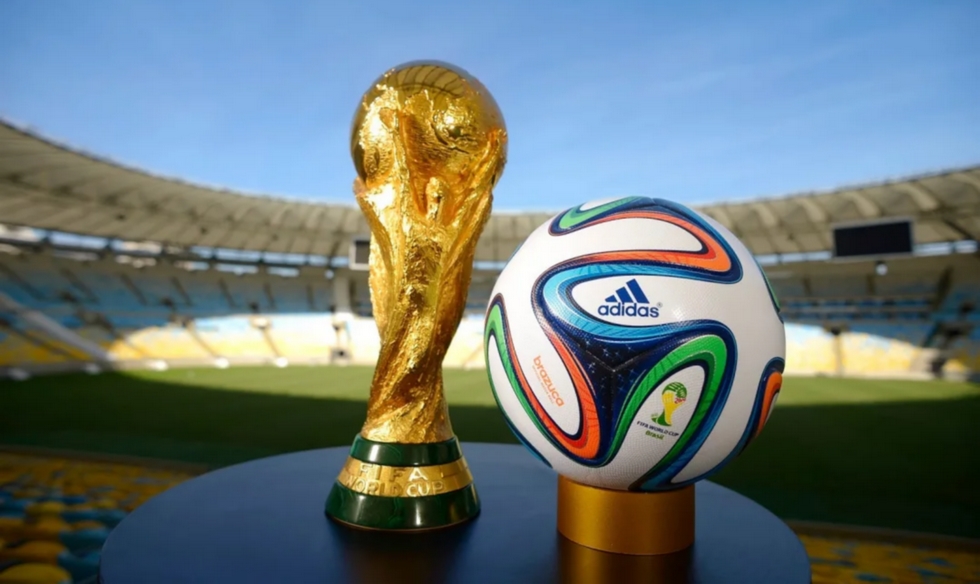 FIFA: Απεριόριστες αλλαγές, μισάωρα ημίχρονα και... παύση χρόνου!