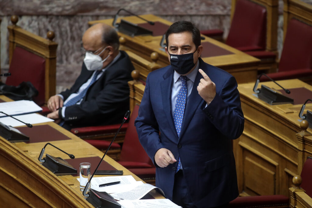 ÍÏÔÇÓ ÌÇÔÁÑÁÊÇÓ ÅÐÉÊÁÉÑÅÓ ÅÑÙÔÇÓÅÉÓ  (EUROKINISSI/ ÃÉÁÍÍÇÓ ÐÁÍÁÃÏÐÏÕËÏÓ)