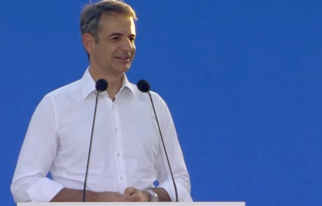 Μητσοτάκης: Επικοινώνησε τηλεφωνικά με το μαθητή που αρίστευσε στις Πανελλαδικές