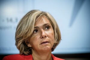 Γαλλία: Η πρώην υπουργός Βαλερί Πεκρές υποψήφια στις προεδρικές εκλογές