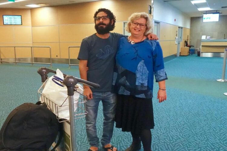 Η ιστορία του Χασάν Κοντάρ που έζησε 7 μήνες σ’ ένα αεροδρόμιο