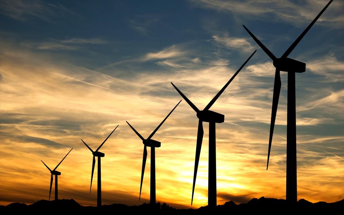Πλεόνασμα στον λογαριασμό χρηματοδότησης των Ανανεώσιμων Πηγών Ενέργειας
