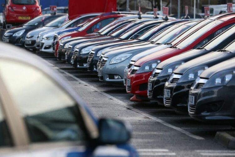 ΕΛΣΤΑΤ: Αυξήθηκαν κατά 40,3% τα νέα οχήματα τον Ιούνιο